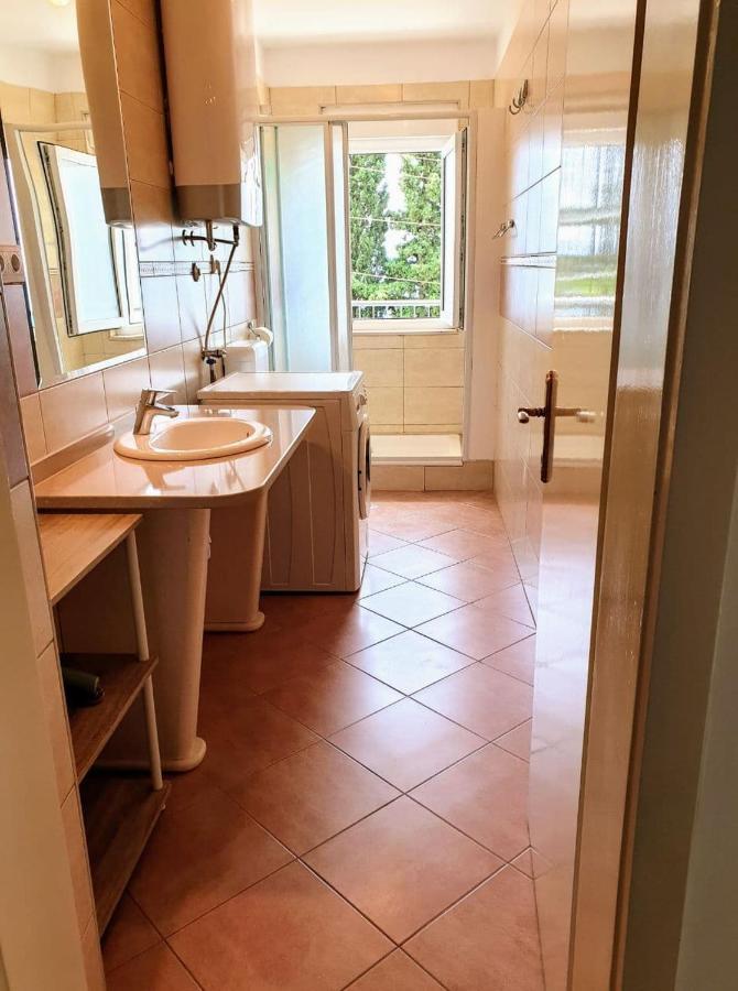 Apartment Kate Omiš Zewnętrze zdjęcie