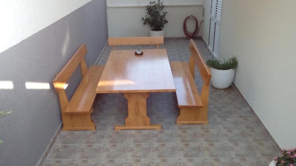 Apartment Kate Omiš Zewnętrze zdjęcie