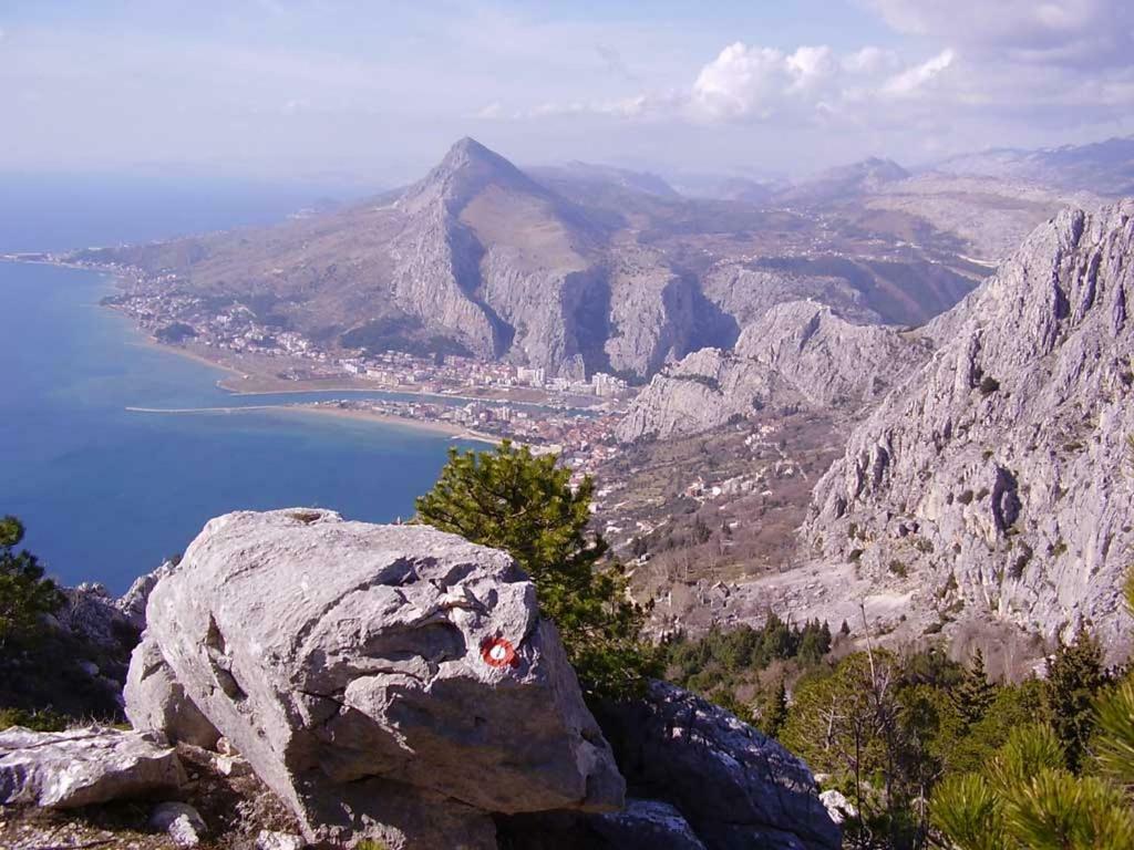 Apartment Kate Omiš Zewnętrze zdjęcie